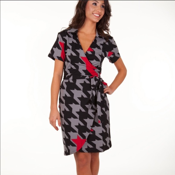 Jane- Wrap Dress - Picture 5 of 5